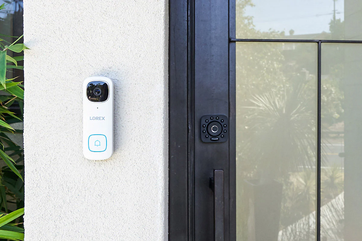 Lorex 2K Wi-Fi Video Doorbell (Wired, 32GB) - Image 9