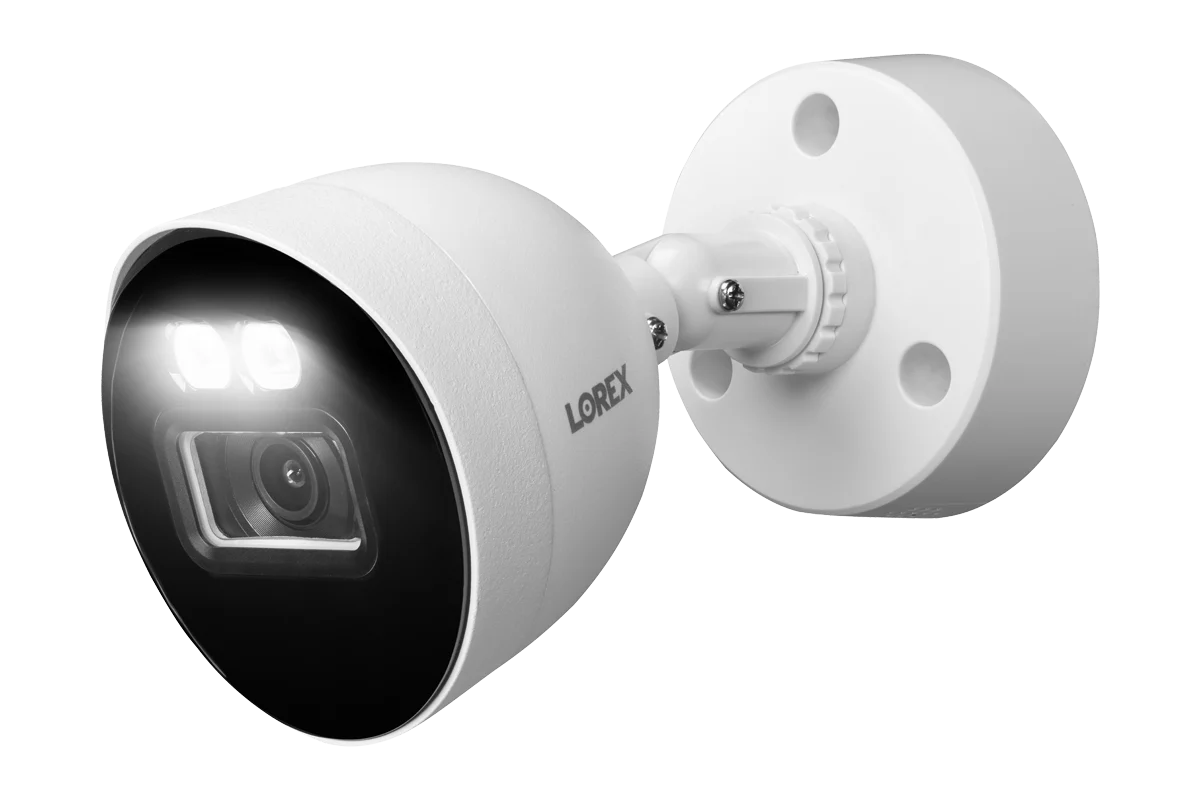 Lorex 4K Smart Deterrence CVI Wired Bullet Camera - Image 4