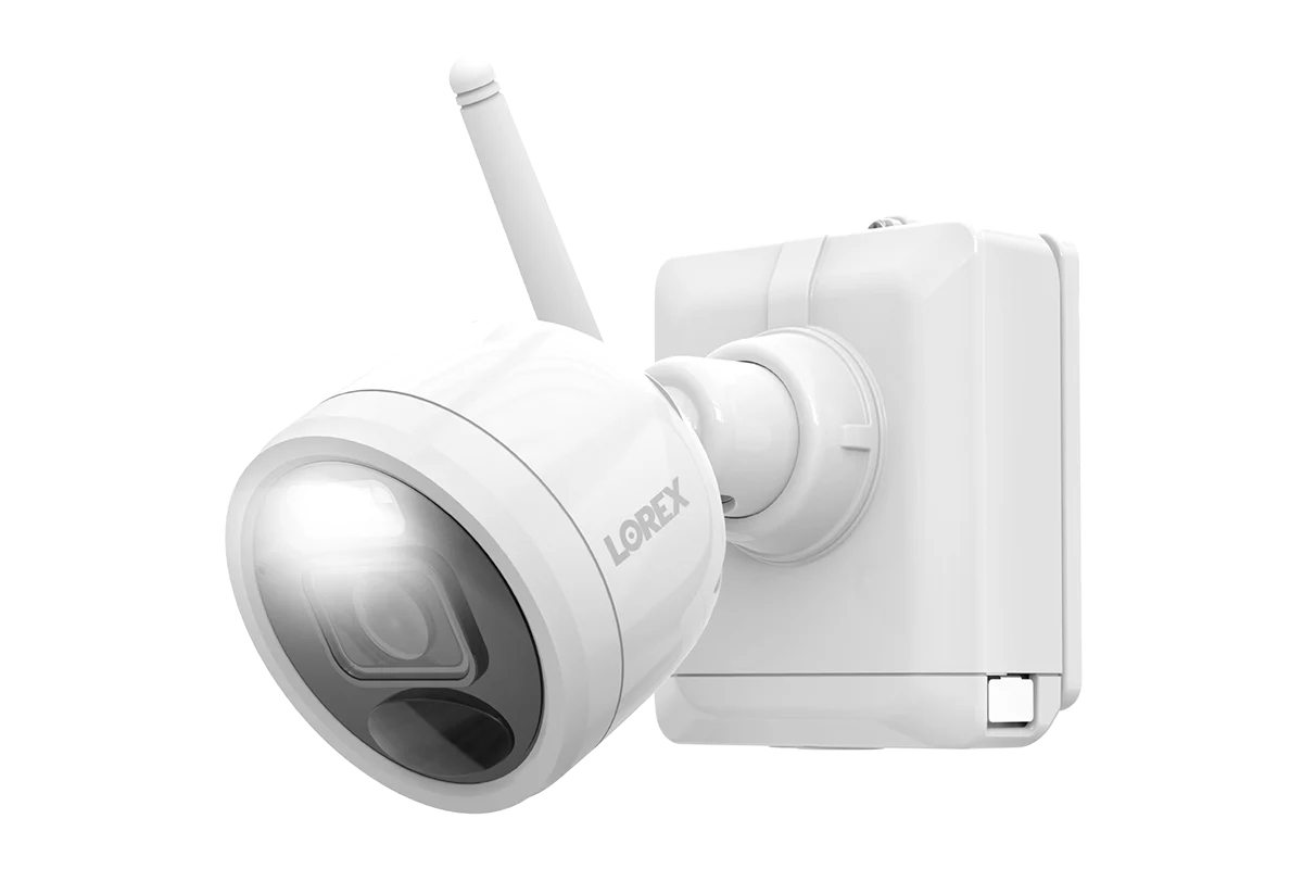 Lorex 2K Wire-Free System with 4 Battery-Operated Active Deterrence Cameras and Person Detection - Image 3