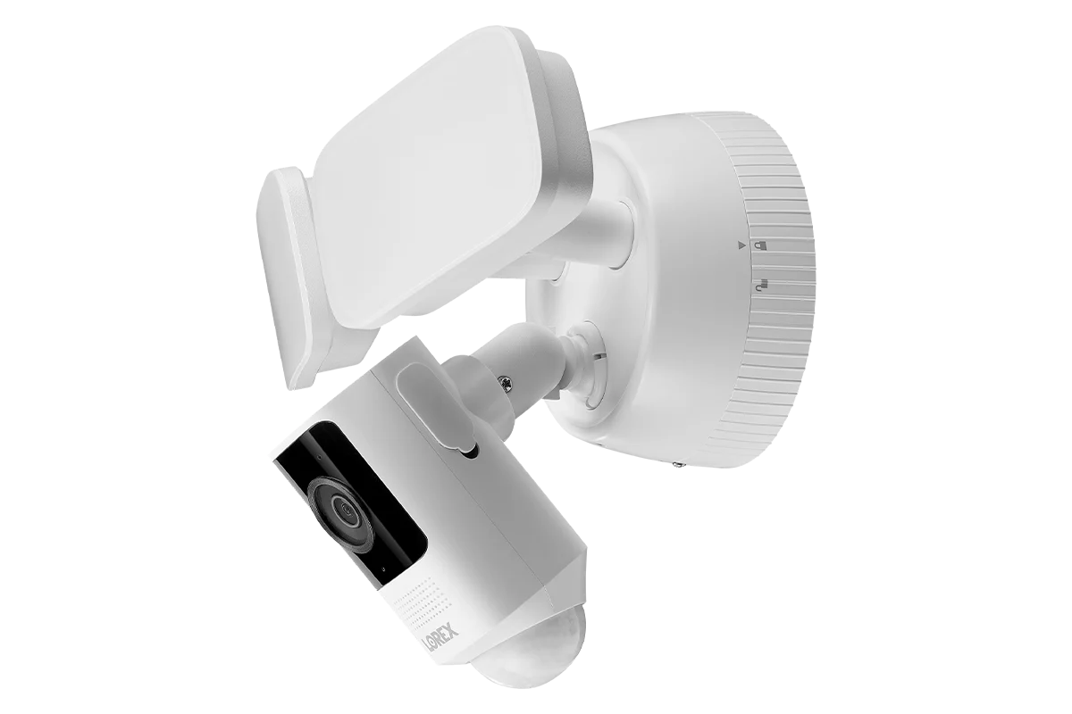 Lorex 2K Wired Floodlight Security Camera - White (One Pack) - Amazon - Image 2