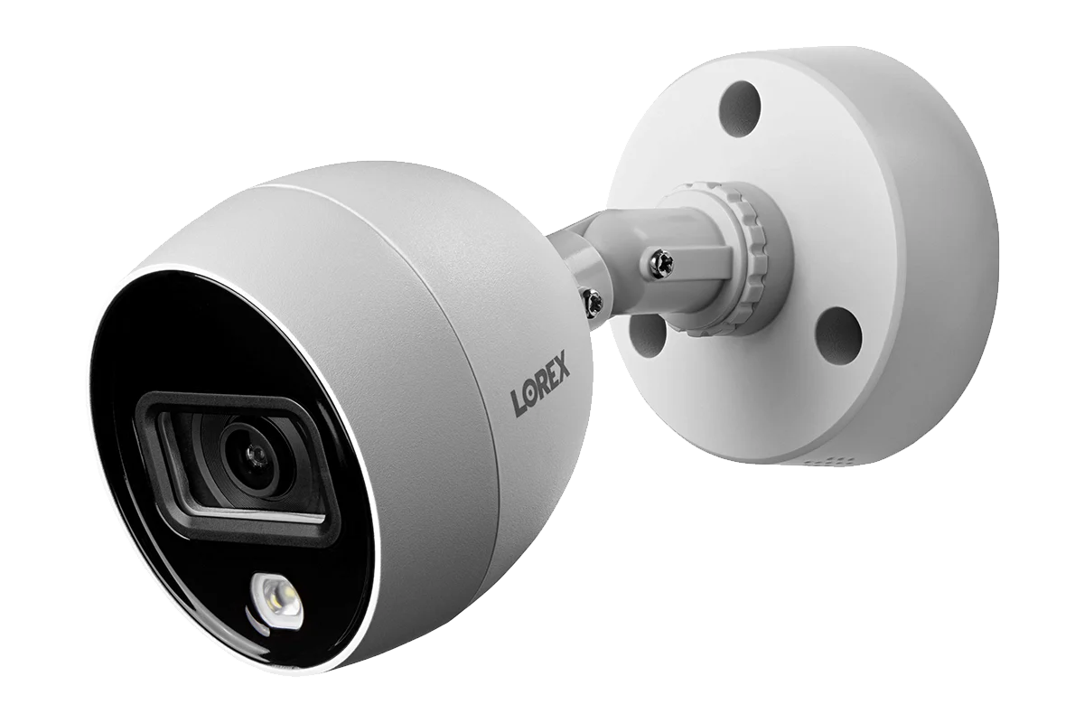 Lorex Fusion 4K 20-Channel (16 Wired and 4 Wi-Fi) 2TB DVR System with 8 Analog Active Deterrence Cameras and Two 4K Smart Security Lighting Indoor/Outdoor Wi-Fi Cameras - Image 3